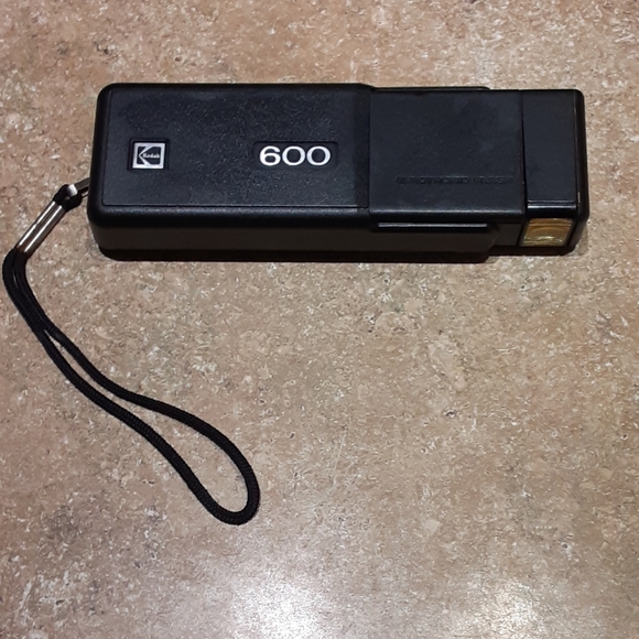 📸 1979 Vintage Pocket Camera - Picture 3 of 6